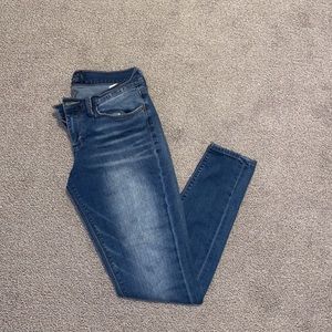 Lucky Brand Charlie Skinny